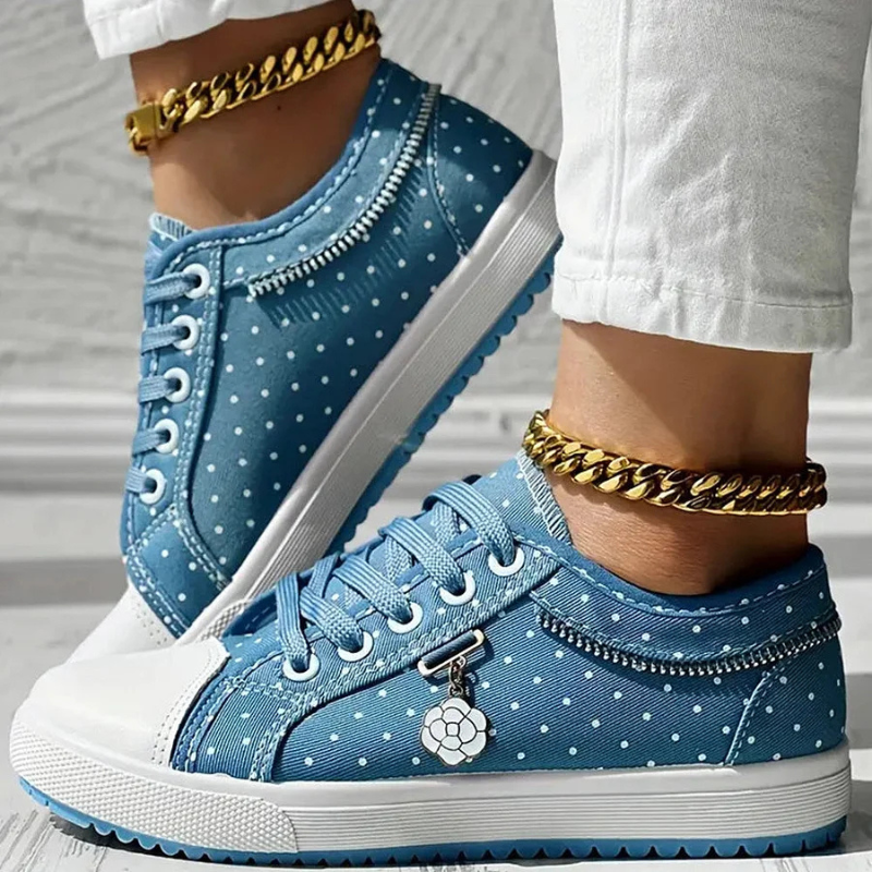 Zapatillas Chiara con Detalles Florales | Elegantes y Cómodas
