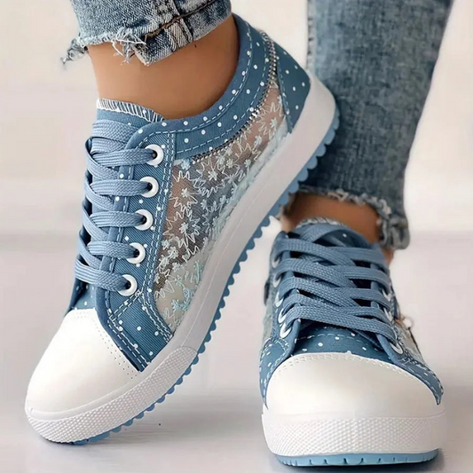 Zapatillas Chiara con Detalles Florales | Elegantes y Cómodas