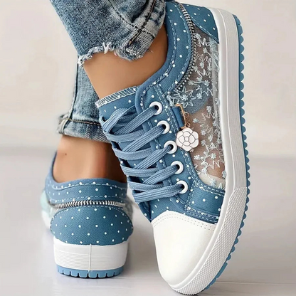 Zapatillas Chiara con Detalles Florales | Elegantes y Cómodas