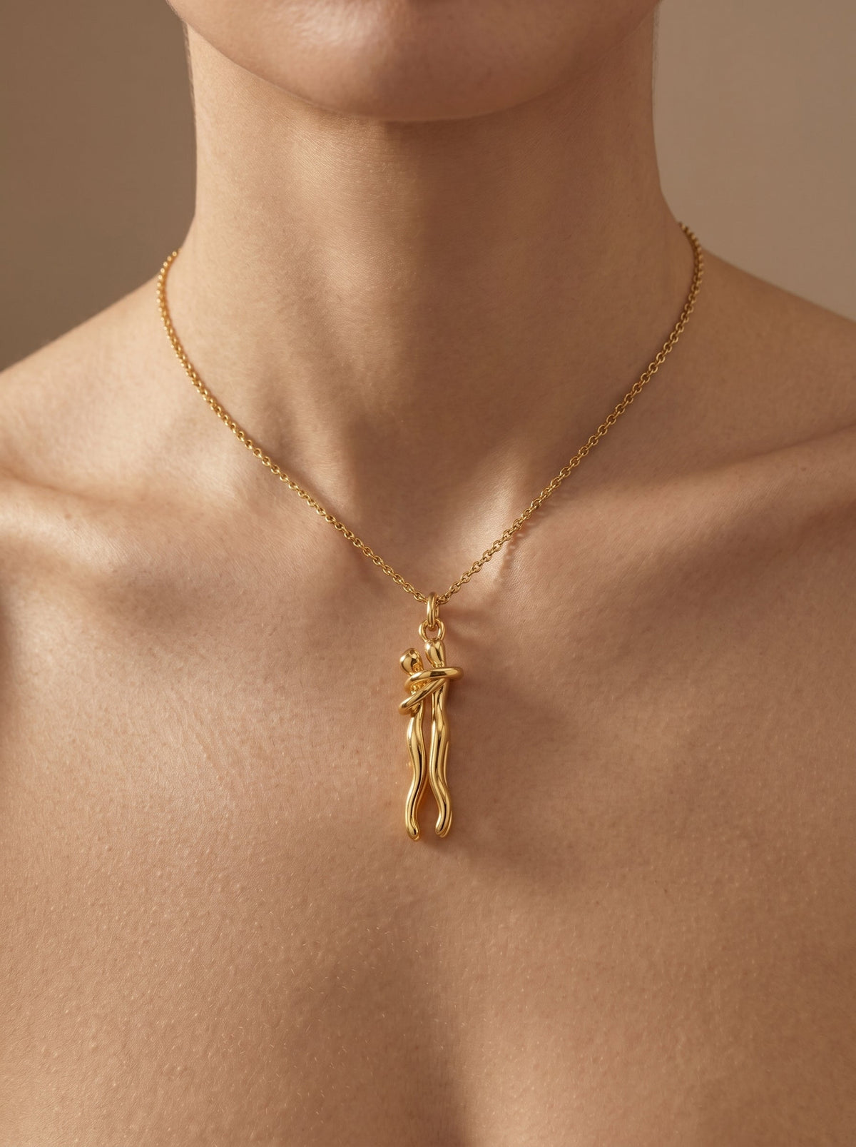 Collar Abrazo de Amor | Oro y Plata Unidos para Siempre
