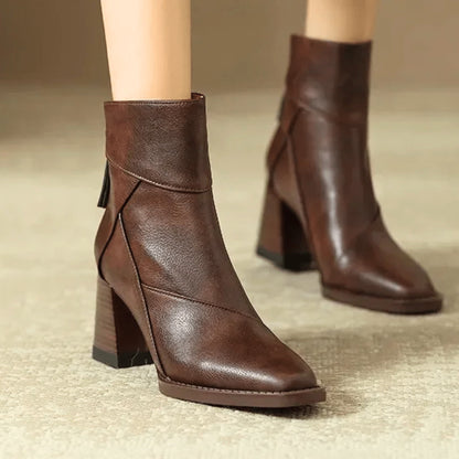 Botines de Tacón Alyssa | Cremallera con Borla y Costuras Diagonales