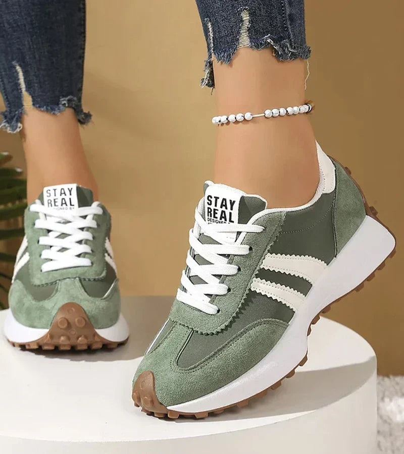 Zapatillas Plataforma Natalie | Estilo Retro con Franjas Laterales