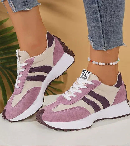 Zapatillas Plataforma Natalie | Estilo Retro con Franjas Laterales