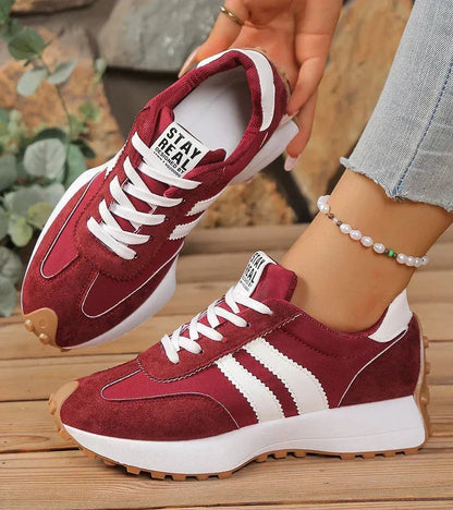 Zapatillas Plataforma Natalie | Estilo Retro con Franjas Laterales