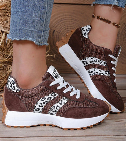 Zapatillas Plataforma Natalie | Estilo Retro con Franjas Laterales